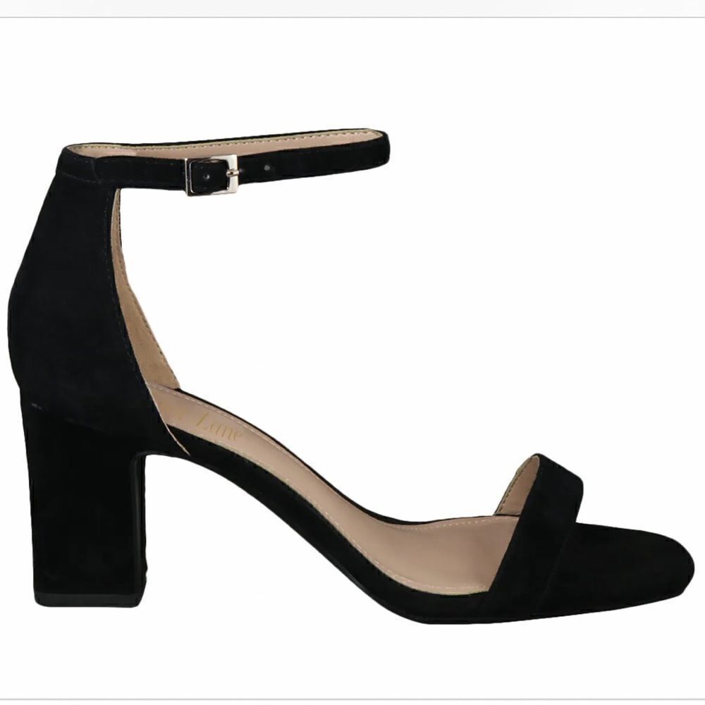 NWT Women’s Essex Lane El-Saria Black Heels  10